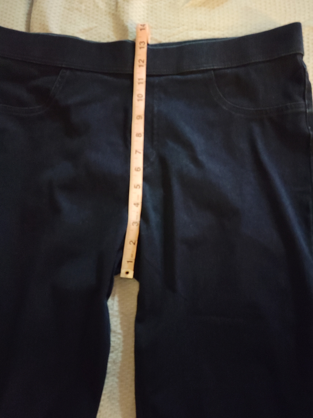 Time & Tru Women's Dark Blue Stretch Denim Cropped Capri Pull On Jeans - Picture 6 of 11